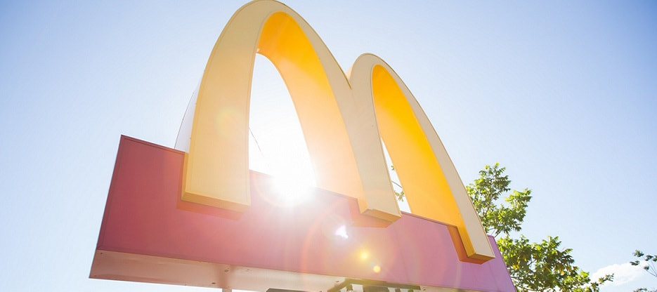 Mcdonalds logo and latest earnings report.