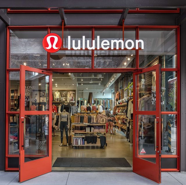 lululemon storefront